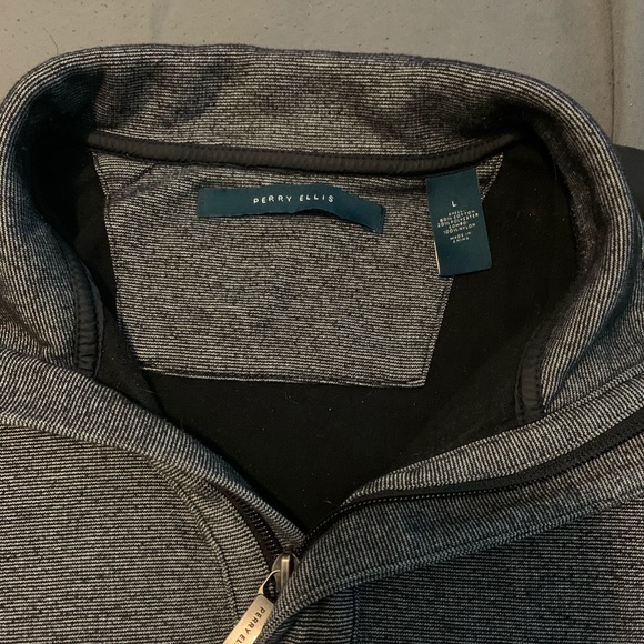 Men’s Perry Ellis Quater-Zip Pullover Size Large - Picture 2 of 4